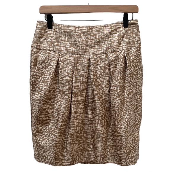 Banana Republic Gold/White Patterned 100% Silk Pleated A-Line Skirt Women’s 6 - Picture 1 of 9